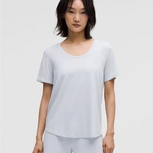 Lululemon Modal-Silk Twist-Back Short-Sleeve Shirt size XS